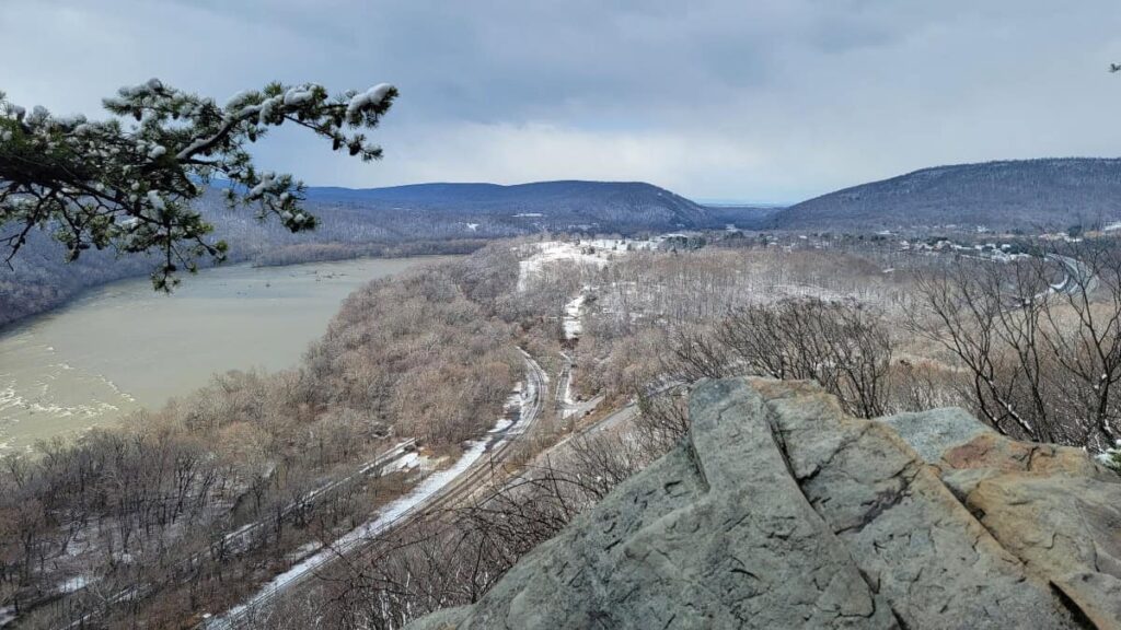 View of Maryland and Virginia with the Potomac River dividing the states, from Weverton Cliffs